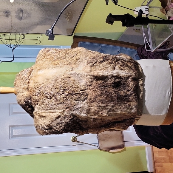 Unique Vintage Two-Sided Fur Vest - Picture 3 of 4